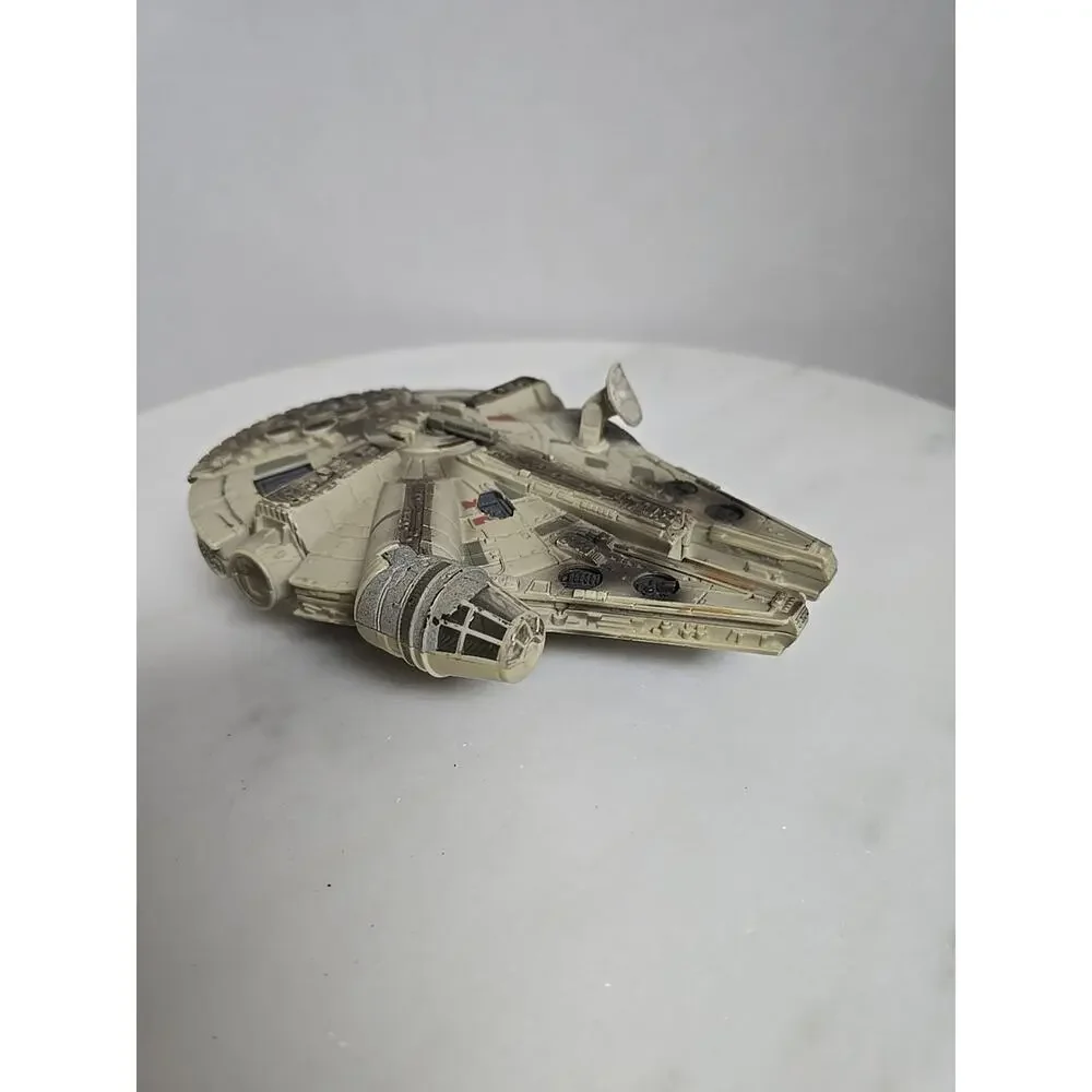 Star Wars Millennium Falcon Battle Damage Hasbro 2002 LFL Micro Machines 7 inch